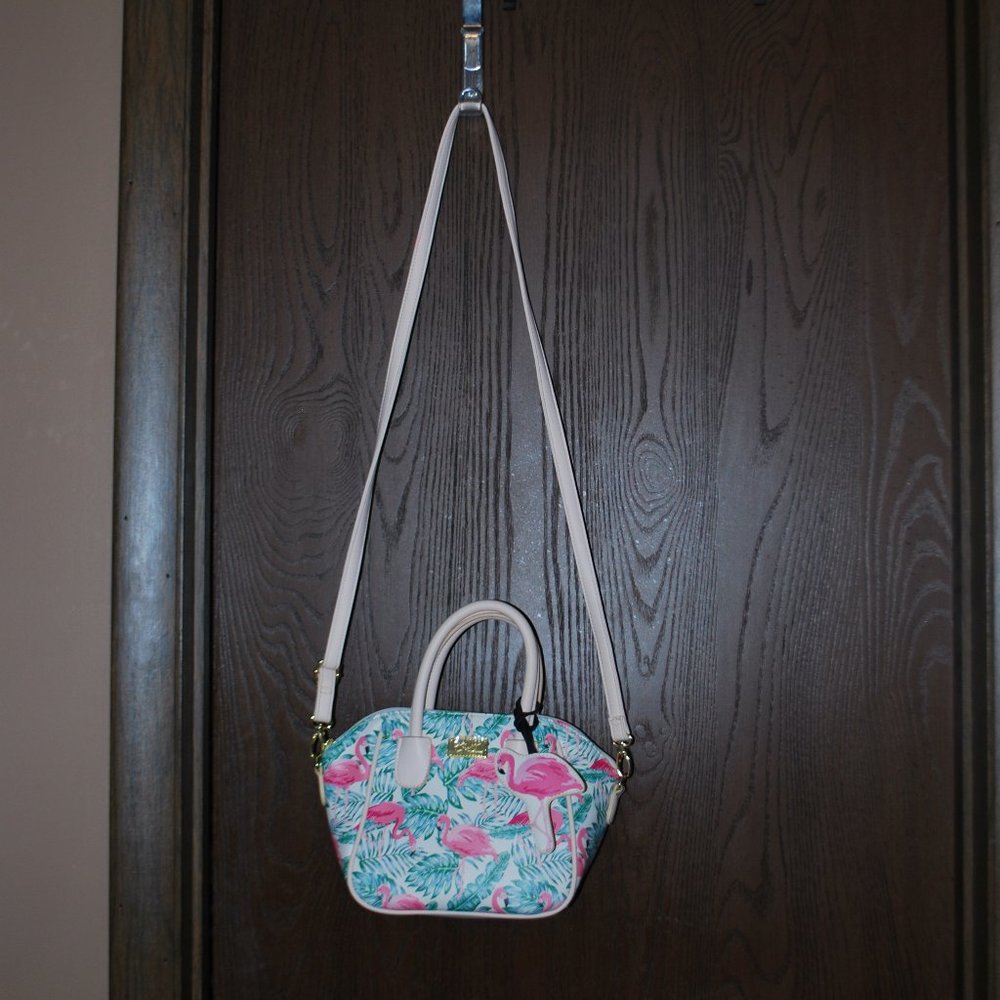 ***SUPER SALE*** - Cute Betsey Johnson Flamingo Purse - Picture 4 of 7